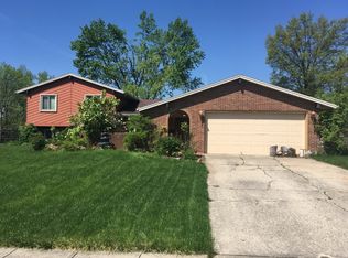 7551 Glenhurst Dr, Dayton, OH 45414