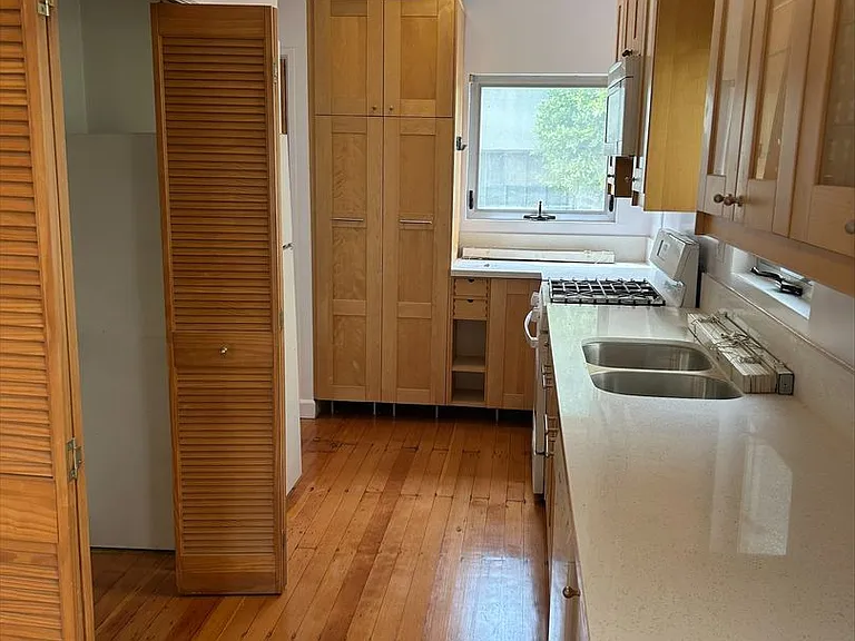 2351-2353 Ocean Ave — Photo 6