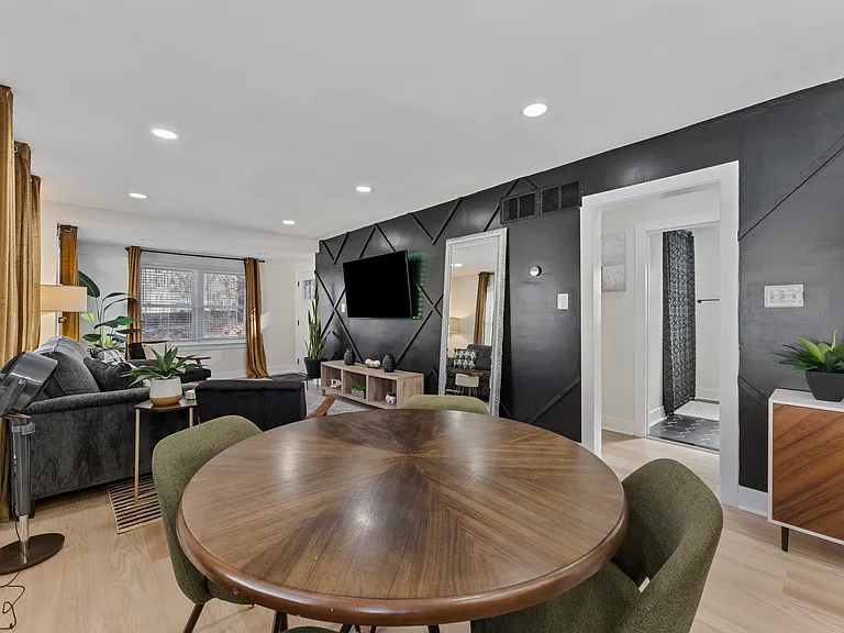 5503 Jay St NE — Photo 24