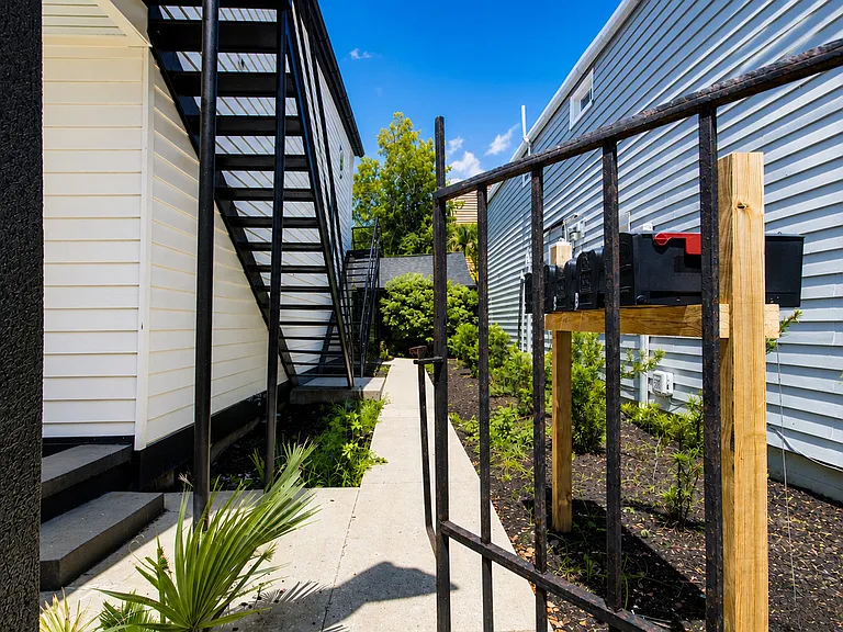 6 Felix St #E — Photo 10