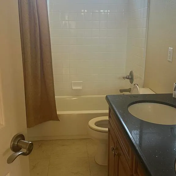 361 Cottages Ct — Photo 9
