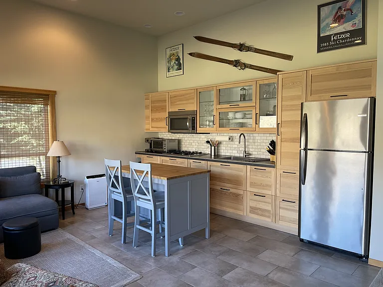 160 Mountain Lake Ln — Photo 5