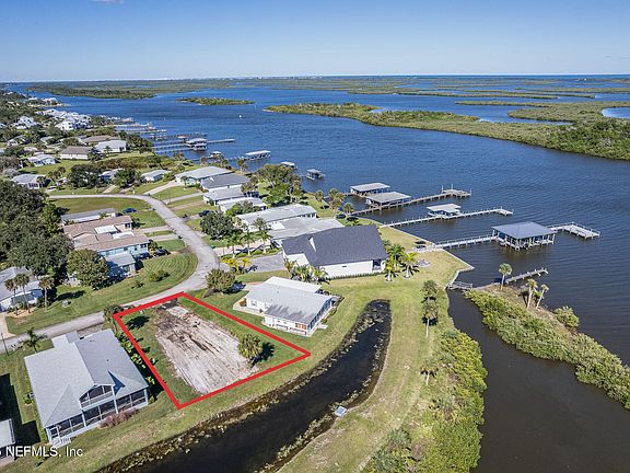 3rd image of 247 GOLDEN BAY Boulevard
