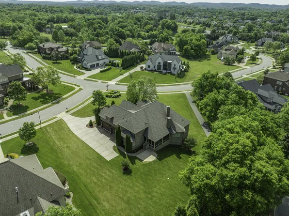 990 Still Forest Dr, Brentwood, TN 37027
