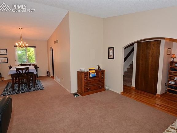 DINING ROOM MAIN LEVEL