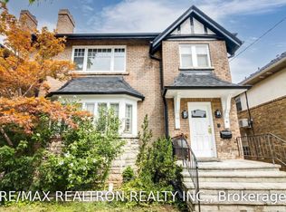 4 Hillholm Rd, Toronto, ON M5P1M2