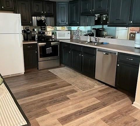 3rd image of 1800 SE Saint Lucie Blvd APT 11-202