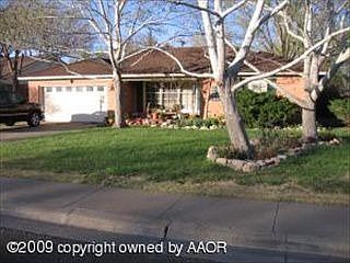 1st image of 2404 Hawthorne Dr