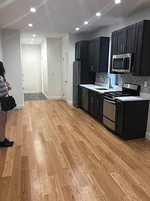 Rented by Urban Real Estate Property Group Inc | media 6