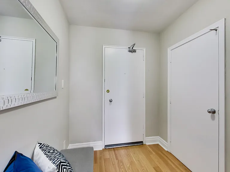 46 Foxden Rd #3 — Photo 31
