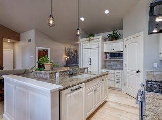 1317 Brunette Downs Dr, Madison, WI 53718