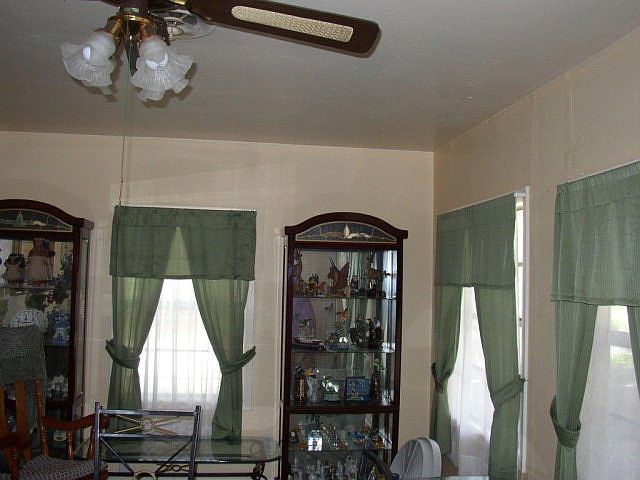 2nd image of 412 Lucas Ave