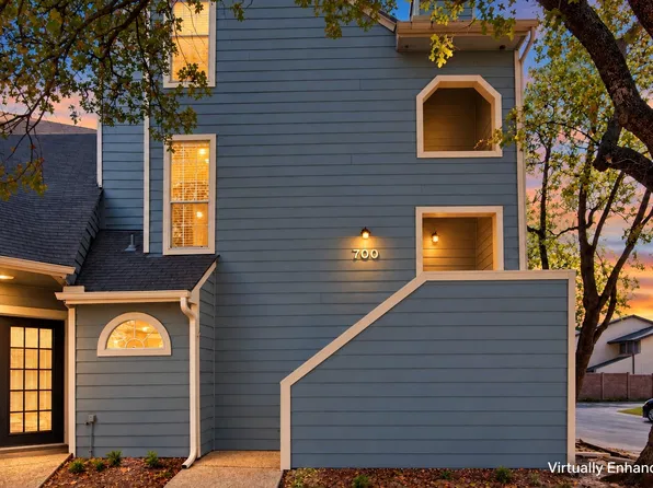 700 Bel Aire Crst, Irving, TX 75061