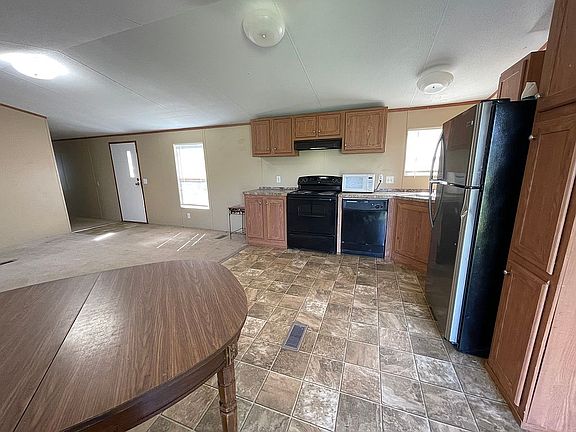 3rd image of 2188 County Rd #3425