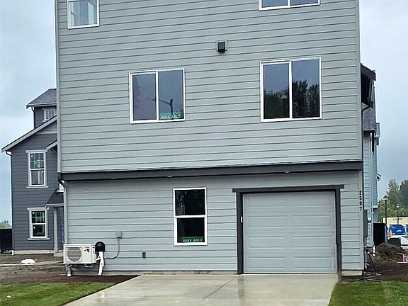 4th image of 15901 23rd Avenue NE
