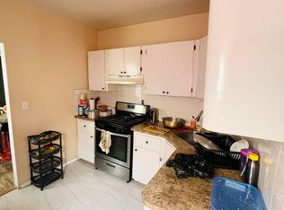 10422 123rd St, South Richmond Hill, NY 11419