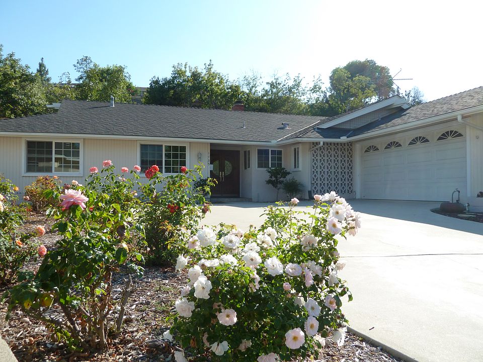 1st image of 1735 Silvercrest Way