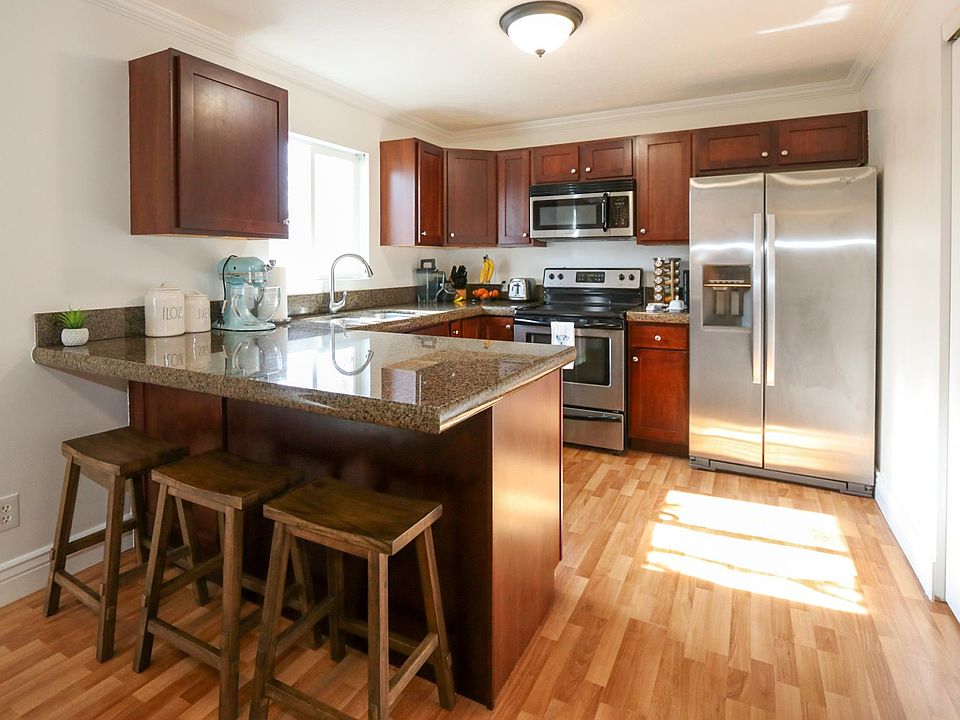 1st image of 864 E Arnecia Ct Unit 31