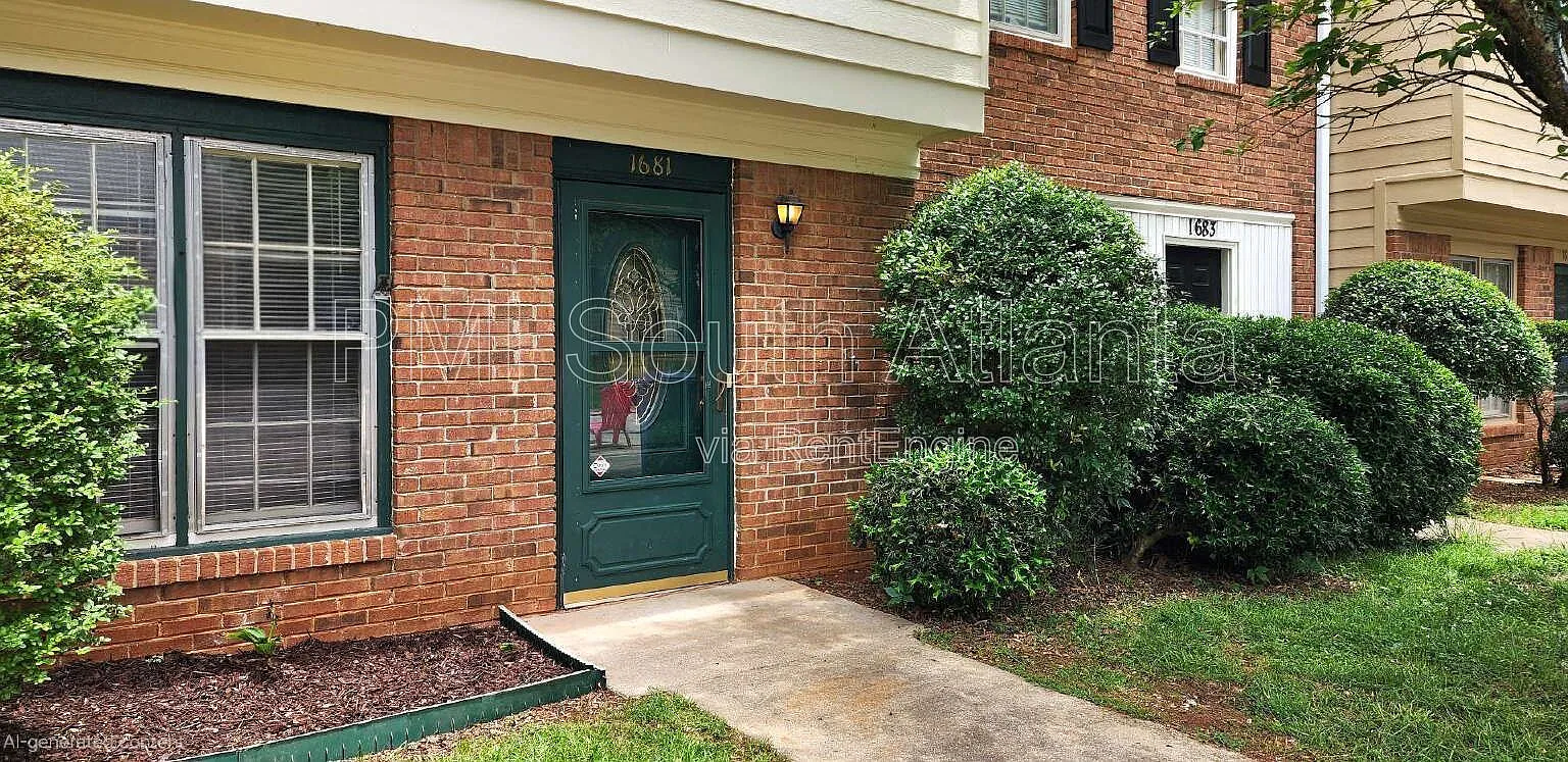 2 bed, 2.5 bath, 1008 sqft, $1,295 — Photo 2