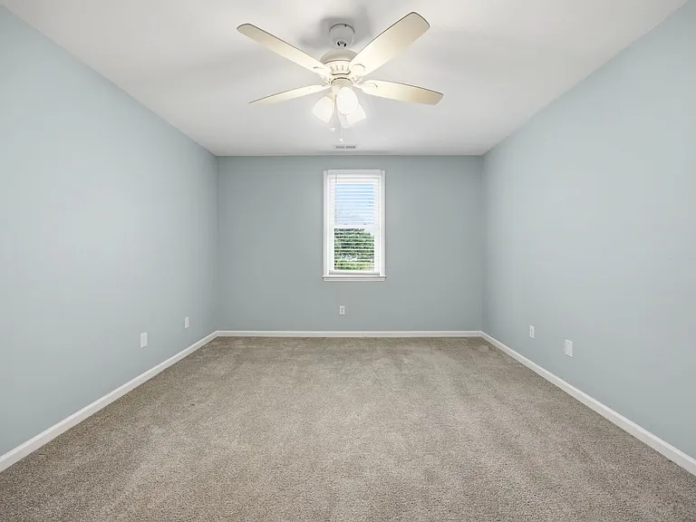 1000 Hornbuckle Ct — Photo 29