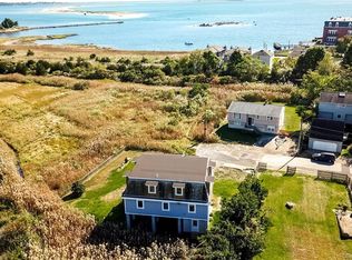 11 Maplewood Ln, Stonington, CT 06378