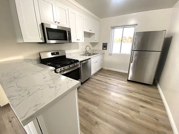 3rd image of 1836 12th St APT 4