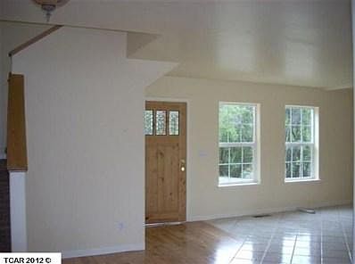 5th image of 15936 Parkridge Ave