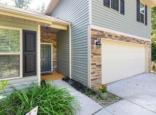 4526 Creemore Dr, Charlotte, NC 28213