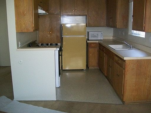 3rd image of 2510 Hermosa Ave APT B