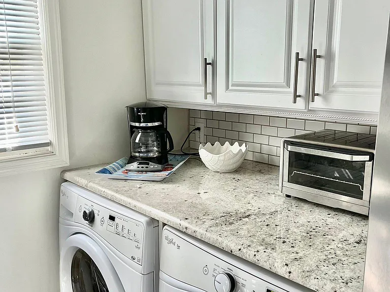 113 Carmel Dr — Photo 6