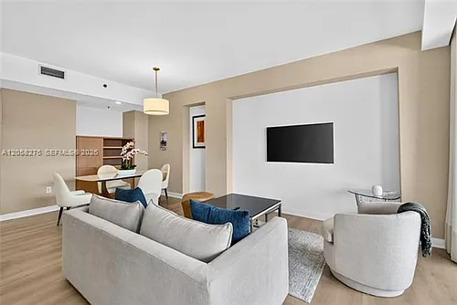 1395 Brickell Ave Photo 1
