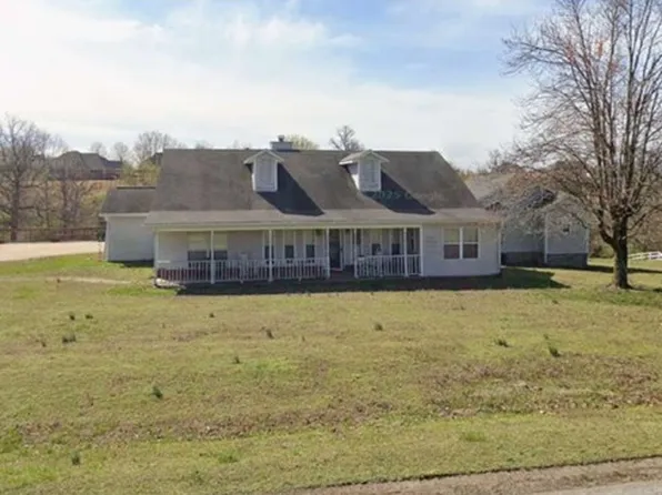 815 Steele Rd, Springdale, AR 72762