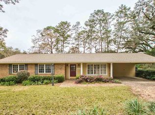 3302 Robinhood Rd, Tallahassee, FL 32312
