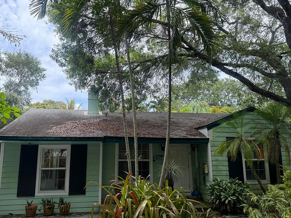 1st image of 815 SE 7th Street