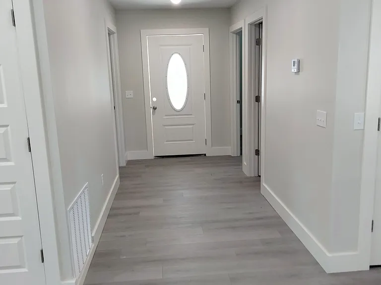 109 Hardy St — Photo 12