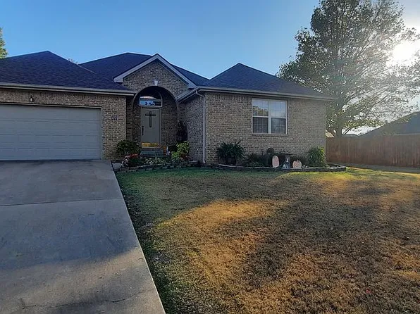 477 Primrose Ave, Siloam Springs, AR 72761