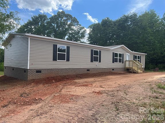 2nd image of 152 Omni Rd