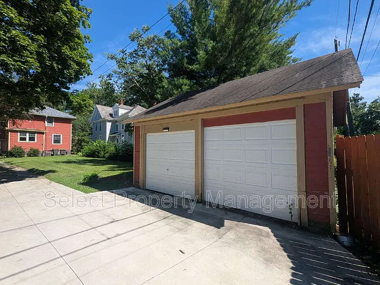 2526 Hoagland Ave — Photo 20
