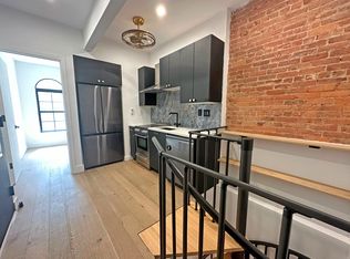 727 Knickerbocker Ave #1B, Brooklyn, NY 11221