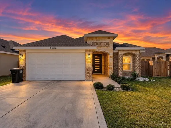 2606 E Imperial Oaks Dr, Alton, TX 78573