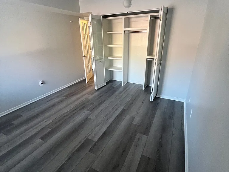 1st bedroom