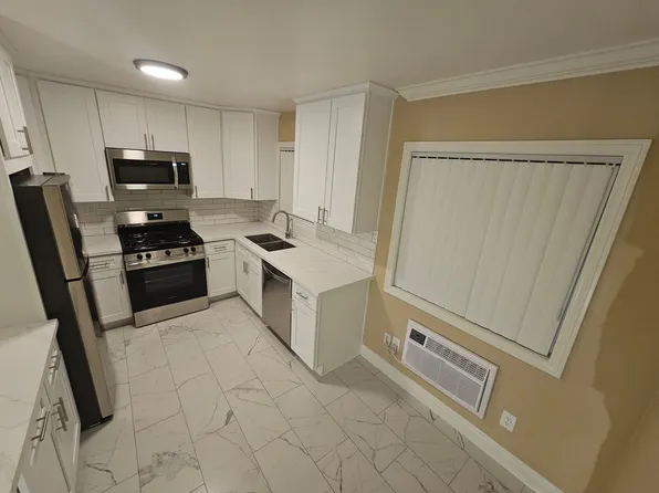 1403 Hermes Ave, Encinitas, CA