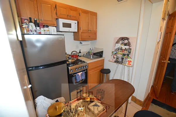 Rented by City Stop Realty | media 14