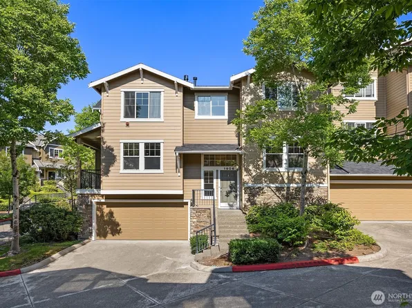 1906 Juneberry Court NE #1906, Issaquah, WA 98029