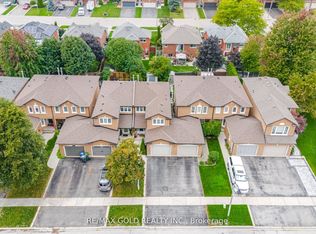 26 Flemington Dr, Caledon, ON L7C 1B5