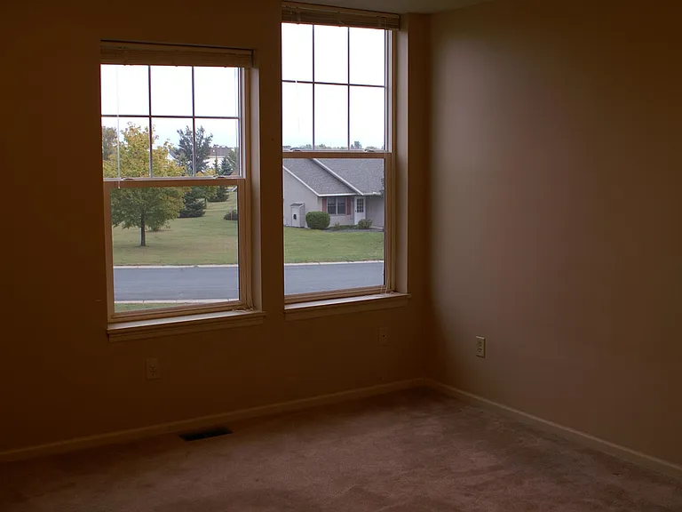 680 Circle Pine Dr #A — Photo 7