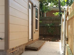 621 Woodcrest Dr, Hurst, TX 76053
