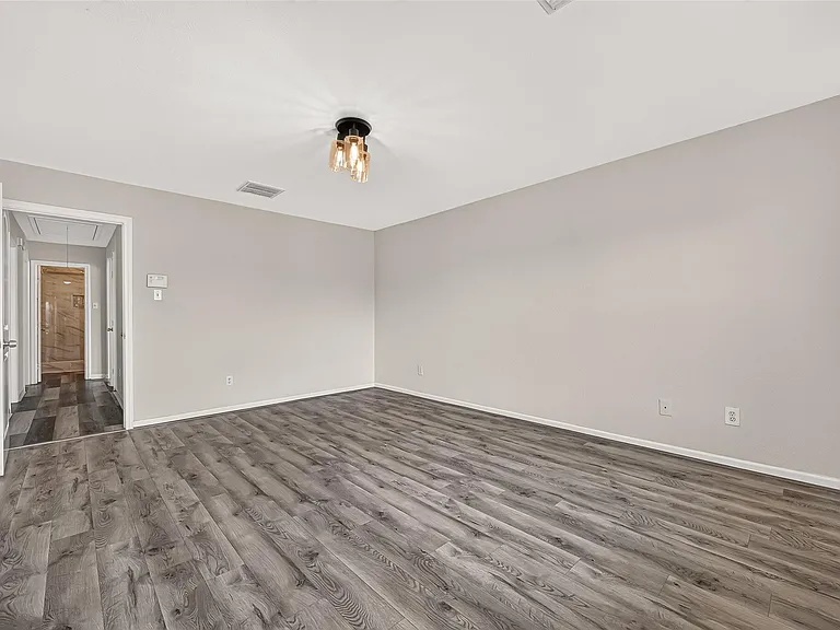 7242 Autumn Bluff Ln — Photo 29