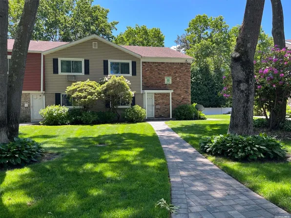 40 W 4th Street #29, Patchogue, NY 11772