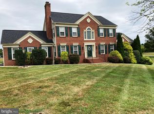 1220 Cloverdale Rd, Charles Town, WV 25414
